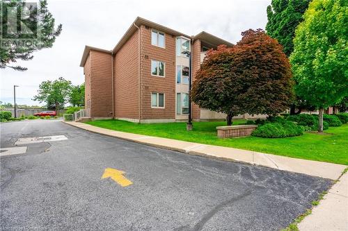 416 Limeridge Road E Unit# 212, Hamilton, ON - Outdoor