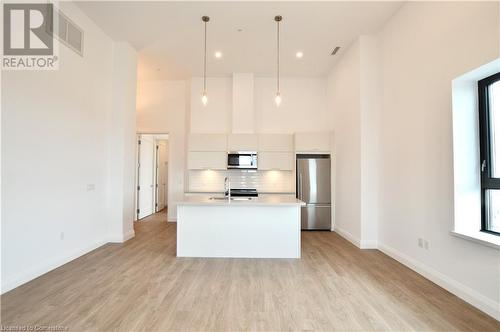 118 King Street E Unit# Lph 17, Hamilton, ON - Indoor Photo Showing Kitchen With Upgraded Kitchen