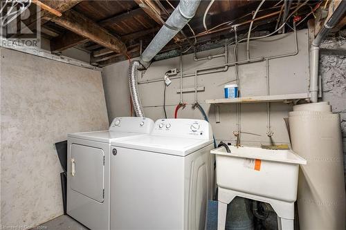 13 Hampstead Place, St. Catharines, ON - Indoor Photo Showing Laundry Room