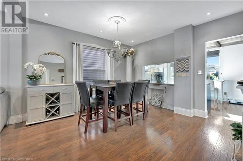 35 Glendale Avenue N, Hamilton, ON - Indoor Photo Showing Dining Room