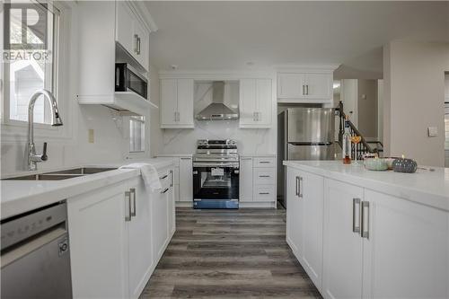 877 Laflin Street, Cornwall, ON - Indoor Photo Showing Kitchen With Double Sink With Upgraded Kitchen