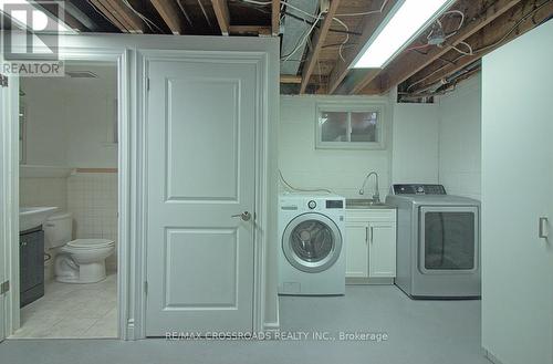 39A Wilmar Road, Toronto, ON - Indoor Photo Showing Laundry Room