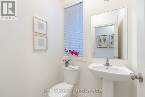 10 Donald Ficht Crescent, Brampton, ON - Indoor Photo Showing Bathroom