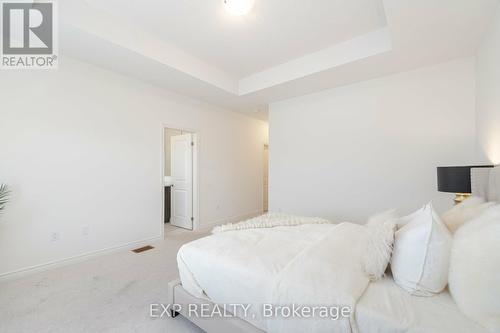 10 Donald Ficht Crescent, Brampton (Bram West), ON - Indoor Photo Showing Bedroom