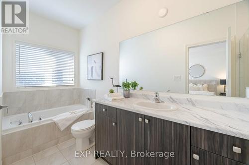 10 Donald Ficht Crescent, Brampton, ON - Indoor Photo Showing Bathroom