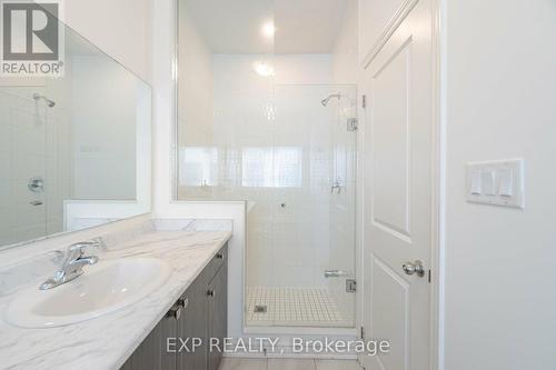 10 Donald Ficht Crescent, Brampton, ON - Indoor Photo Showing Bathroom