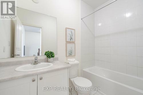 10 Donald Ficht Crescent, Brampton, ON - Indoor Photo Showing Bathroom