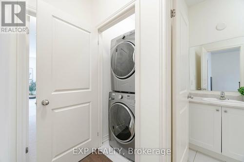 10 Donald Ficht Crescent, Brampton (Bram West), ON - Indoor Photo Showing Laundry Room