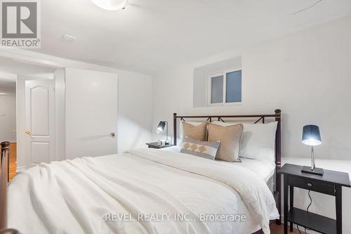 707 Gladstone Avenue, Toronto (Dovercourt-Wallace Emerson-Junction), ON - Indoor Photo Showing Bedroom