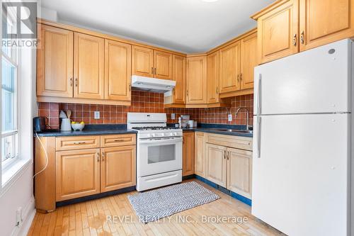 707 Gladstone Avenue, Toronto (Dovercourt-Wallace Emerson-Junction), ON - Indoor Photo Showing Kitchen