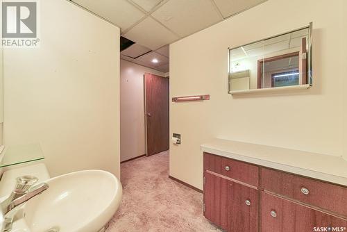 97 Edelweiss Crescent, Moose Jaw, SK - Indoor Photo Showing Bathroom