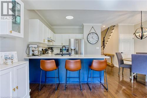 94 Benziger Lane, Stoney Creek, ON - Indoor Photo Showing Kitchen With Upgraded Kitchen