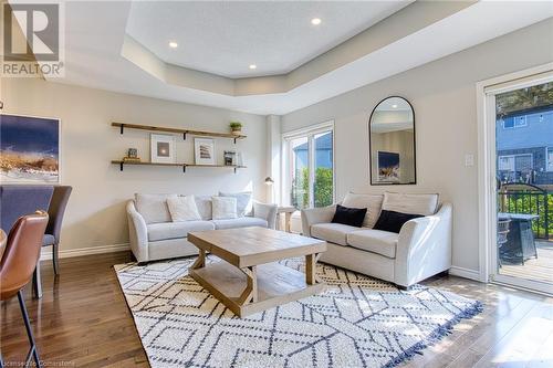 94 Benziger Lane, Stoney Creek, ON - Indoor Photo Showing Living Room