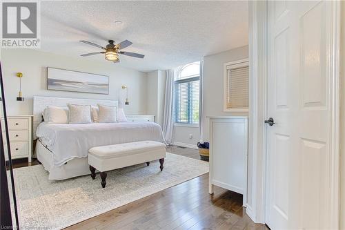 94 Benziger Lane, Stoney Creek, ON - Indoor Photo Showing Bedroom