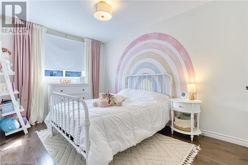 94 Benziger Lane, Stoney Creek, ON - Indoor Photo Showing Bedroom