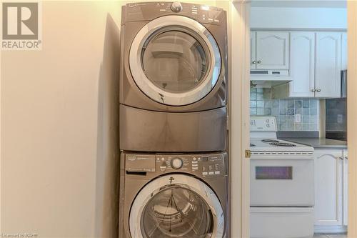 14 Cox Boulevard Unit# 12, Markham, ON - Indoor Photo Showing Laundry Room