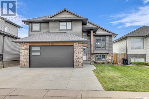 134 Kloppenburg Crescent, Saskatoon, SK - Outdoor With Facade