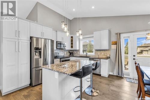 134 Kloppenburg Crescent, Saskatoon, SK - Indoor Photo Showing Kitchen With Upgraded Kitchen