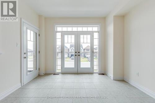 117 Kennedy Boulevard, New Tecumseth, ON - Indoor Photo Showing Other Room