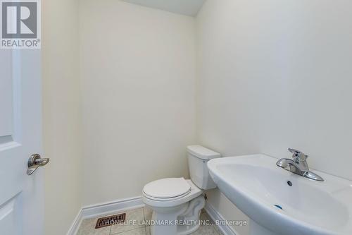 117 Kennedy Boulevard, New Tecumseth, ON - Indoor Photo Showing Bathroom