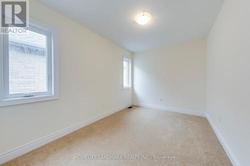 117 Kennedy Boulevard, New Tecumseth, ON - Indoor Photo Showing Other Room