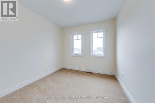 117 Kennedy Boulevard, New Tecumseth, ON - Indoor Photo Showing Other Room