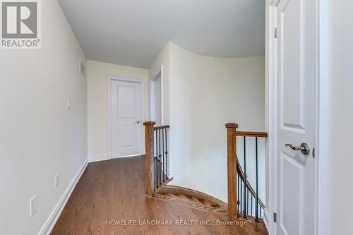 117 Kennedy Boulevard, New Tecumseth, ON - Indoor Photo Showing Other Room