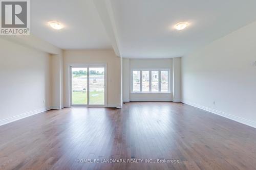 117 Kennedy Boulevard, New Tecumseth, ON - Indoor Photo Showing Other Room