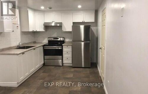 47 Albert Street, St. Catharines, ON - Indoor Photo Showing Kitchen With Upgraded Kitchen