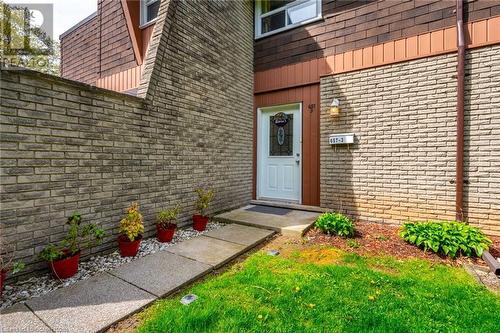 657 Francis Road Unit# 3, Burlington, ON - Outdoor