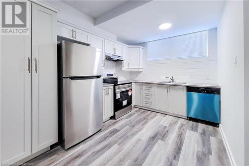 278 Crowland Avenue, Welland, ON - Indoor Photo Showing Kitchen