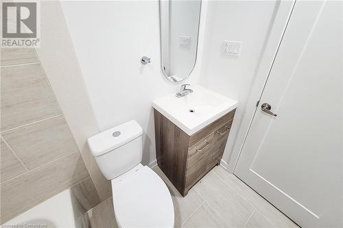 278 Crowland Avenue, Welland, ON - Indoor Photo Showing Bathroom