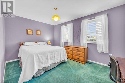 20 Cedar Street, Waterdown, ON - Indoor Photo Showing Bedroom