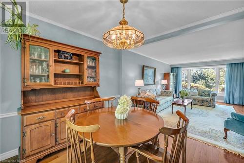 20 Cedar Street, Waterdown, ON - Indoor Photo Showing Dining Room