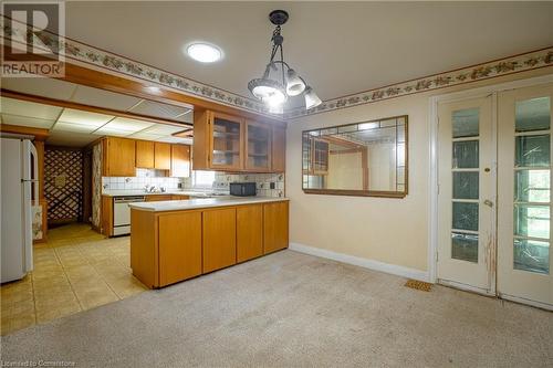 735 Montgomery Drive, Hamilton, ON - Indoor Photo Showing Kitchen