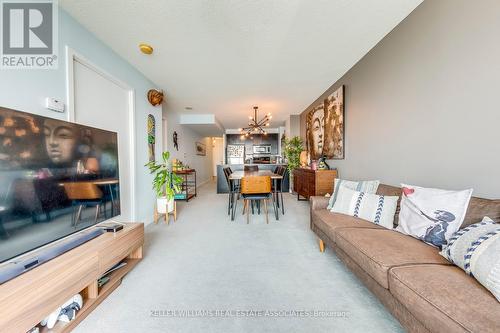 4512 - 11 Brunel Court, Toronto (Waterfront Communities), ON - Indoor Photo Showing Living Room