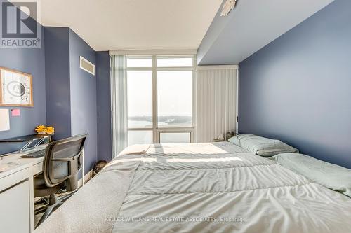 4512 - 11 Brunel Court, Toronto, ON - Indoor Photo Showing Bedroom