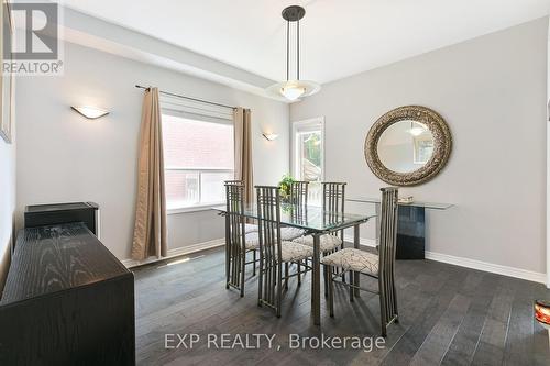 29 Batson Drive, Aurora, ON - Indoor Photo Showing Dining Room