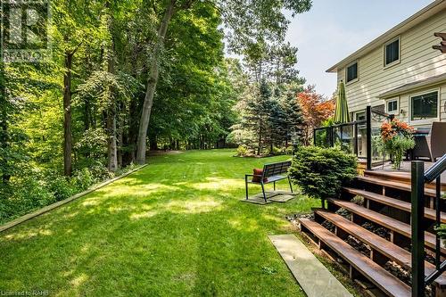 35 Terrace Drive, Dundas, ON - Outdoor