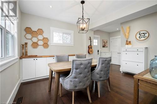 108 Main Street S, Waterdown, ON - Indoor Photo Showing Dining Room