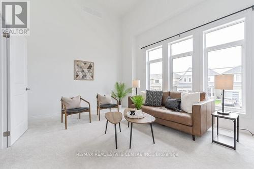 70 Harpin Way W, Centre Wellington (Fergus), ON - Indoor Photo Showing Living Room