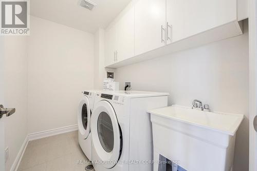 2189 Lillykin Street, Oakville (River Oaks), ON - Indoor Photo Showing Laundry Room