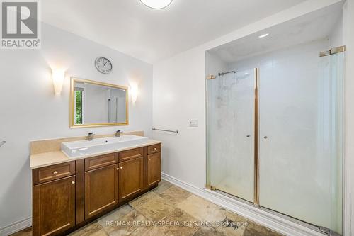 15139 Rockside Road, Caledon, ON - Indoor Photo Showing Bathroom