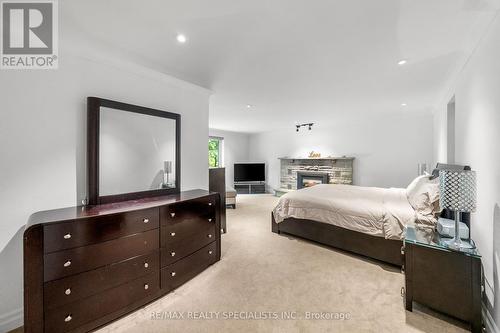 15139 Rockside Road, Caledon, ON - Indoor Photo Showing Bedroom