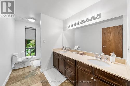 15139 Rockside Road, Caledon, ON - Indoor Photo Showing Bathroom