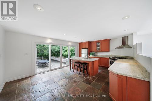 15139 Rockside Road, Caledon, ON - Indoor Photo Showing Kitchen