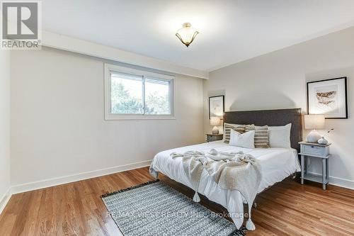 10 Sunnylea Avenue E, Toronto (Stonegate-Queensway), ON - Indoor Photo Showing Bedroom