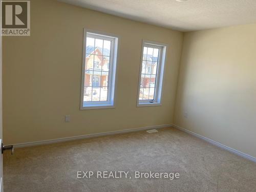 19 Sara Drive, Thorold, ON - Indoor Photo Showing Other Room