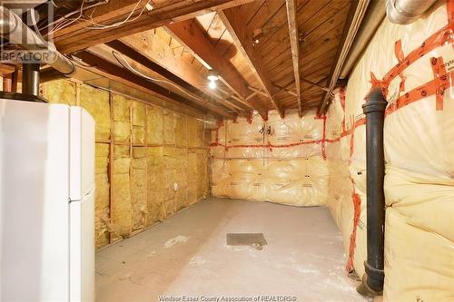 2206 Parkwood Avenue, Windsor, ON - Indoor Photo Showing Basement