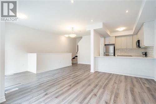 461 Blackburn Drive Unit# 115, Brantford, ON - Indoor Photo Showing Kitchen